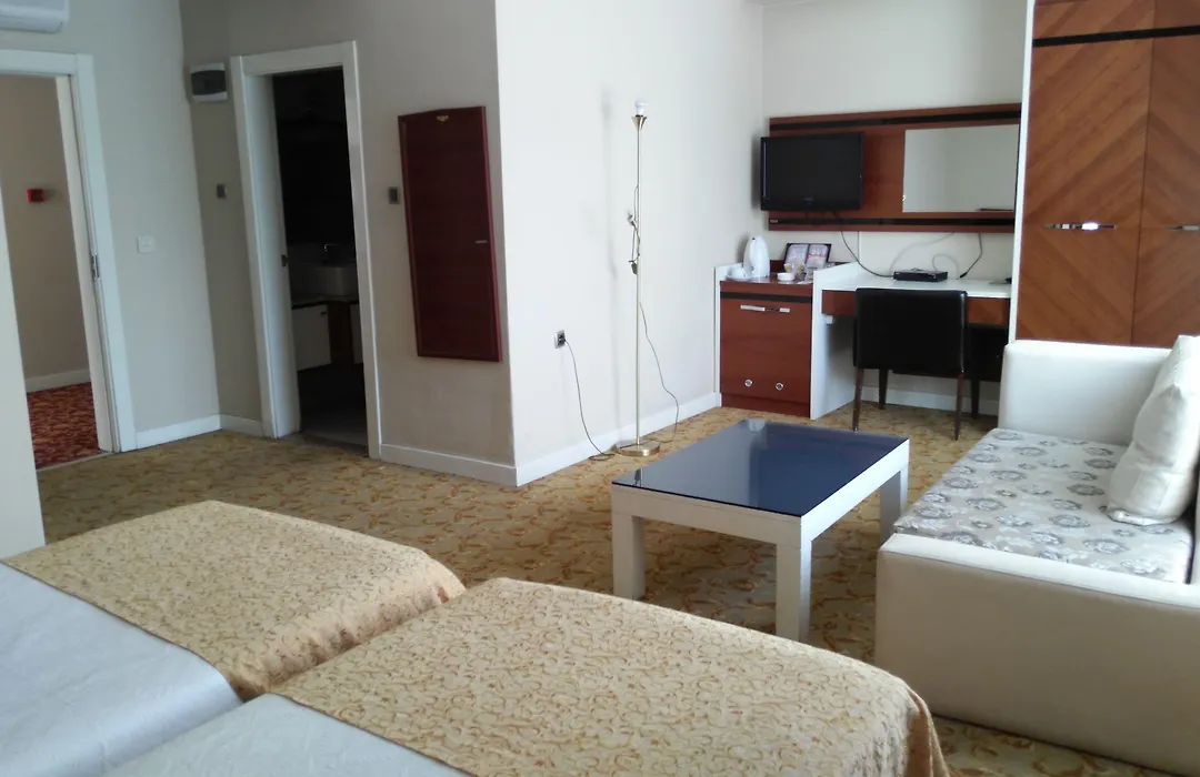 Eriza Hotel-1